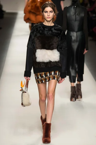 Look 20